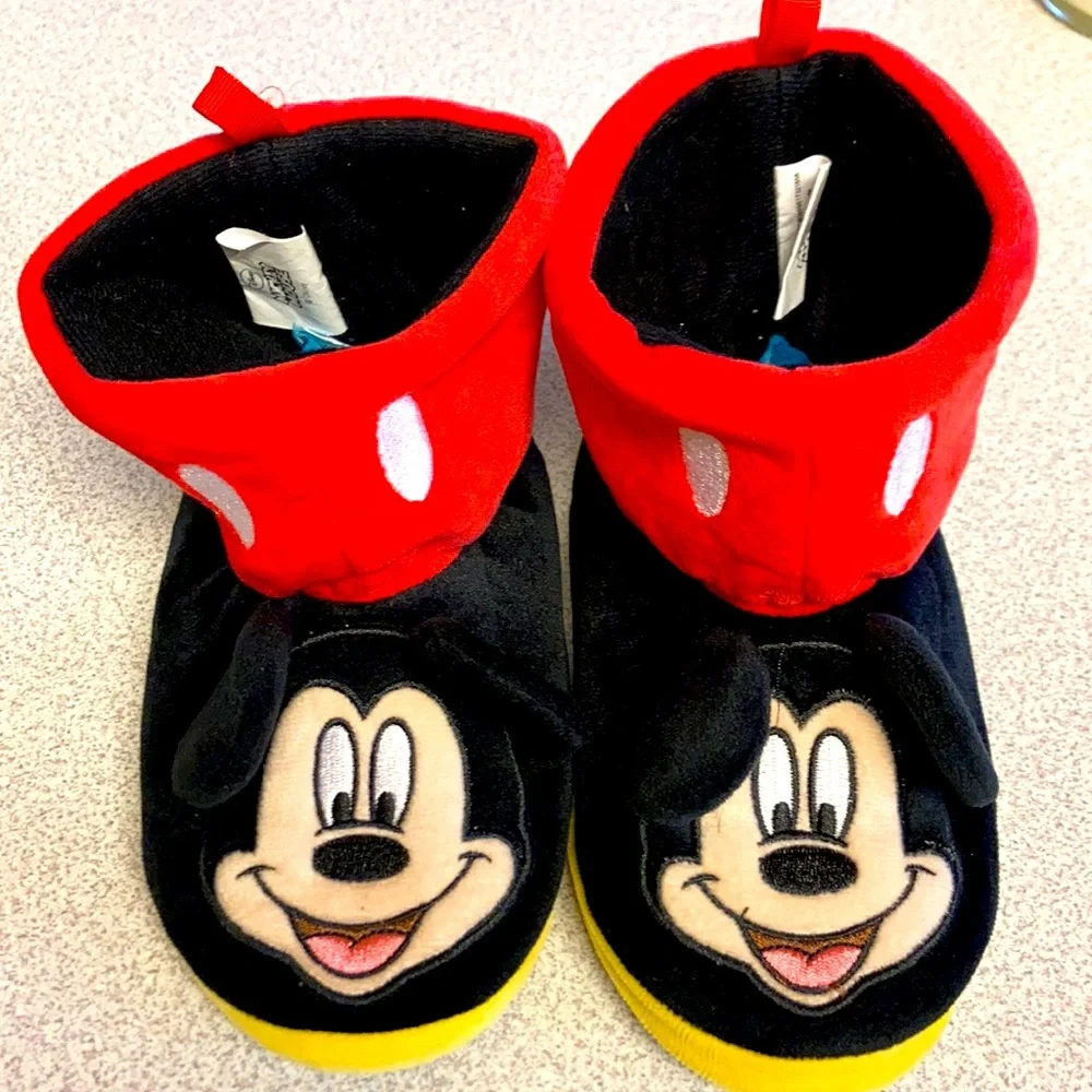 Disney Kids Slippers 11-12
